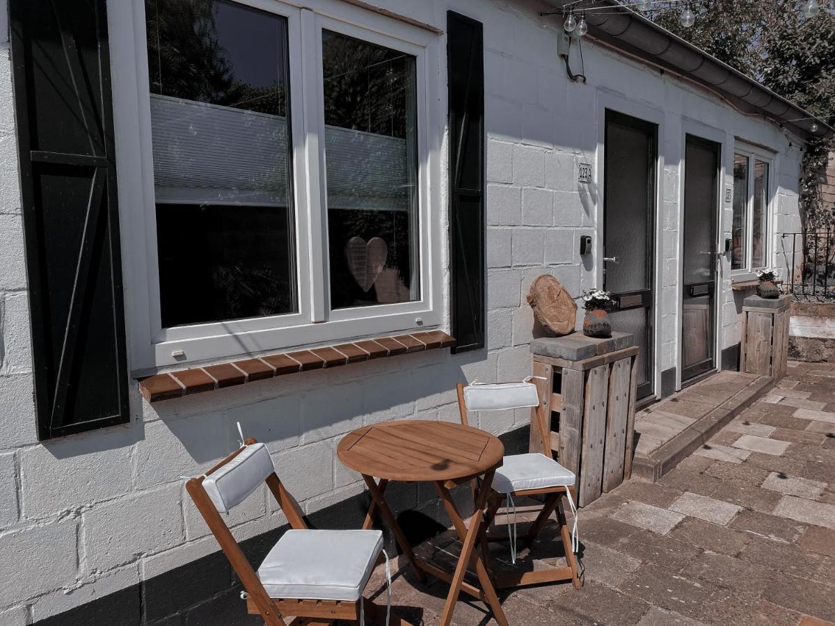 Loods 123 Bed & Kitchen Villa Landgraaf Dış mekan fotoğraf